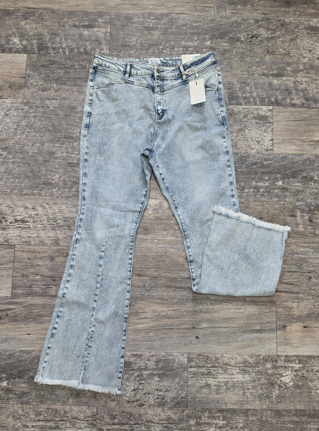 KanCan Glacier Wash Jeans