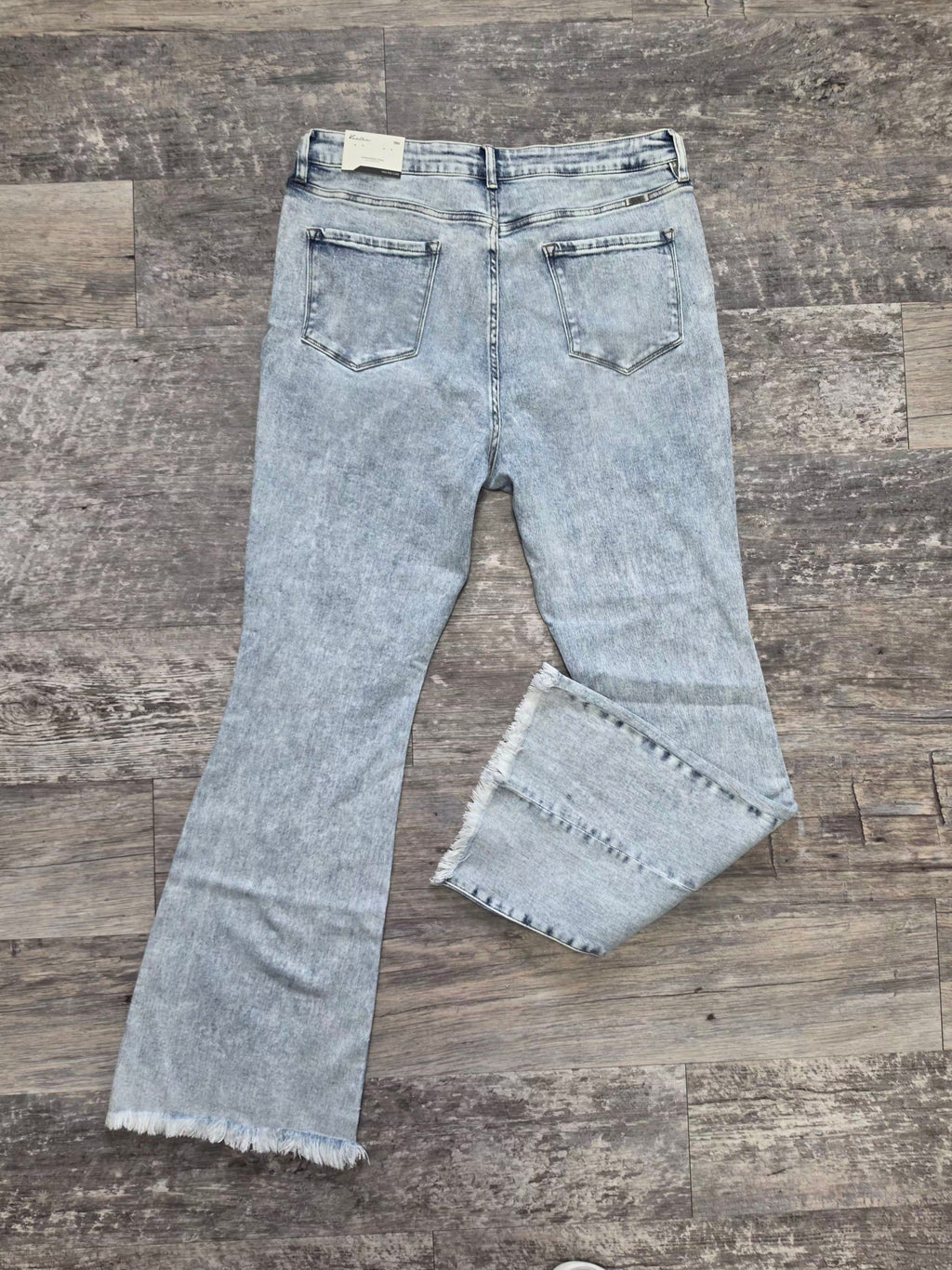 KanCan Glacier Wash Jeans