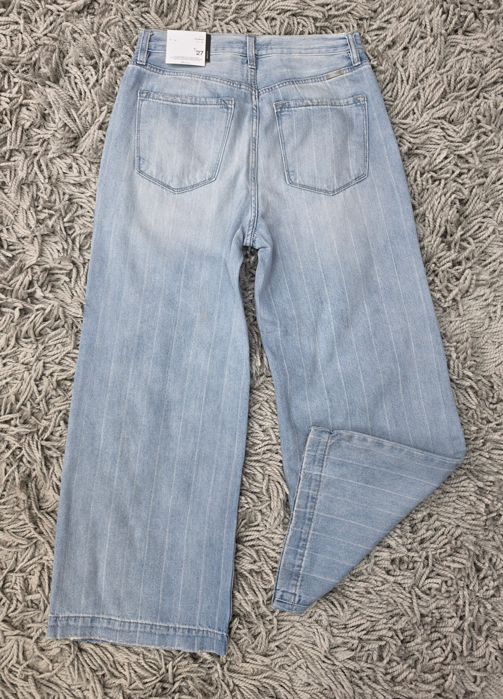 KanCan Buttoned Up & Breezy Jeans