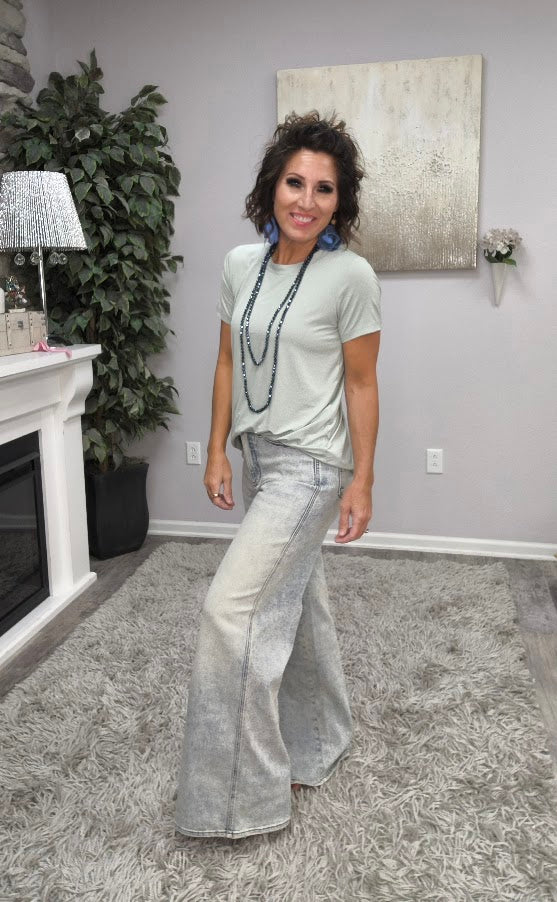 CURVY Judy Blue Washed Away Jeans