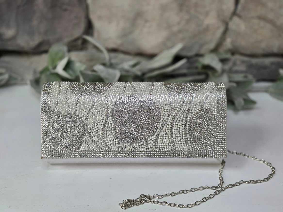 Pearlfection Clutch