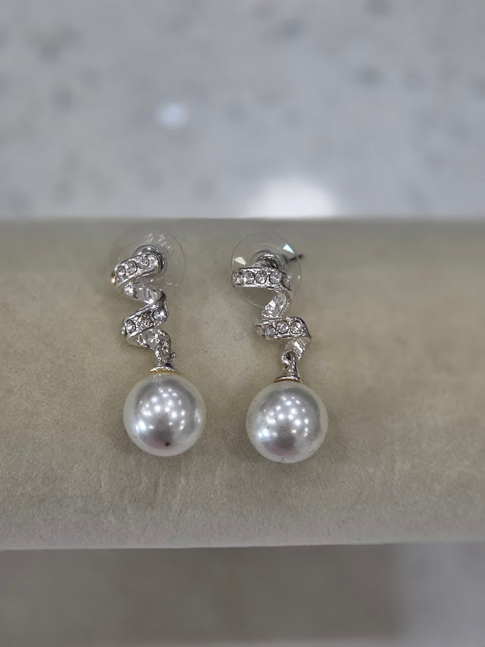 Pearl Twist Drop Earrings